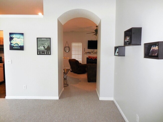 Foto del edificio - Charming Three Bedroom Home in Mt Pleasant