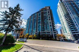 Building Photo - 68 Grangeway Ave