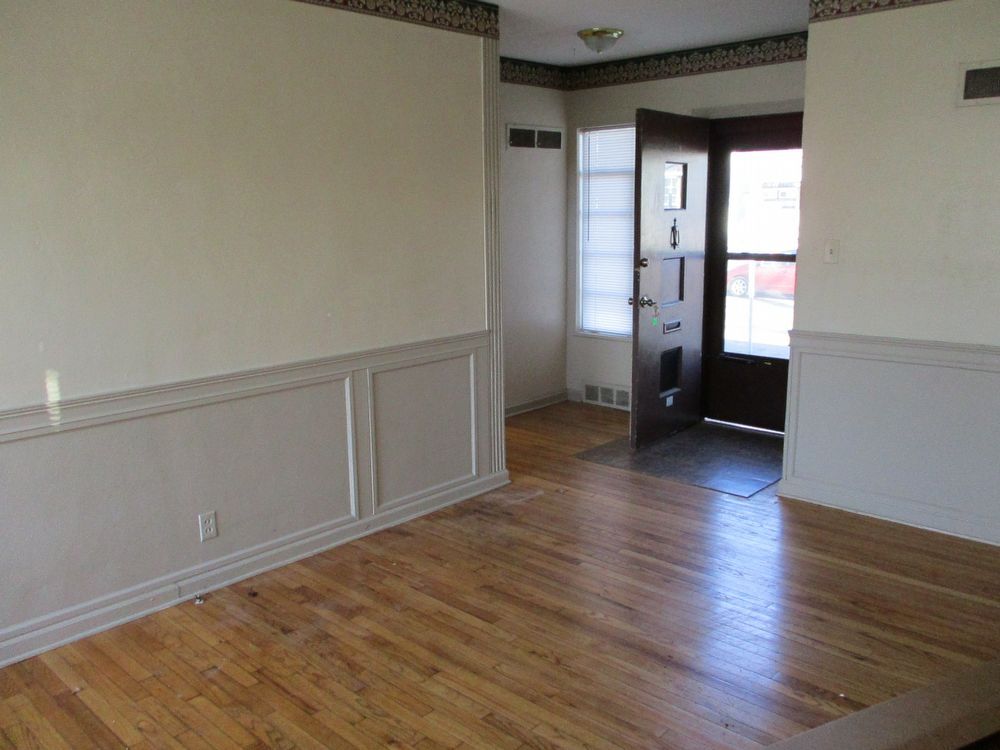 Primary Photo - 725 South 6th Street