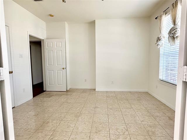 Building Photo - 4520 Avebury Dr