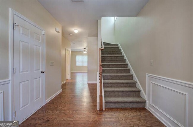 Building Photo - 287 Shaw Dr