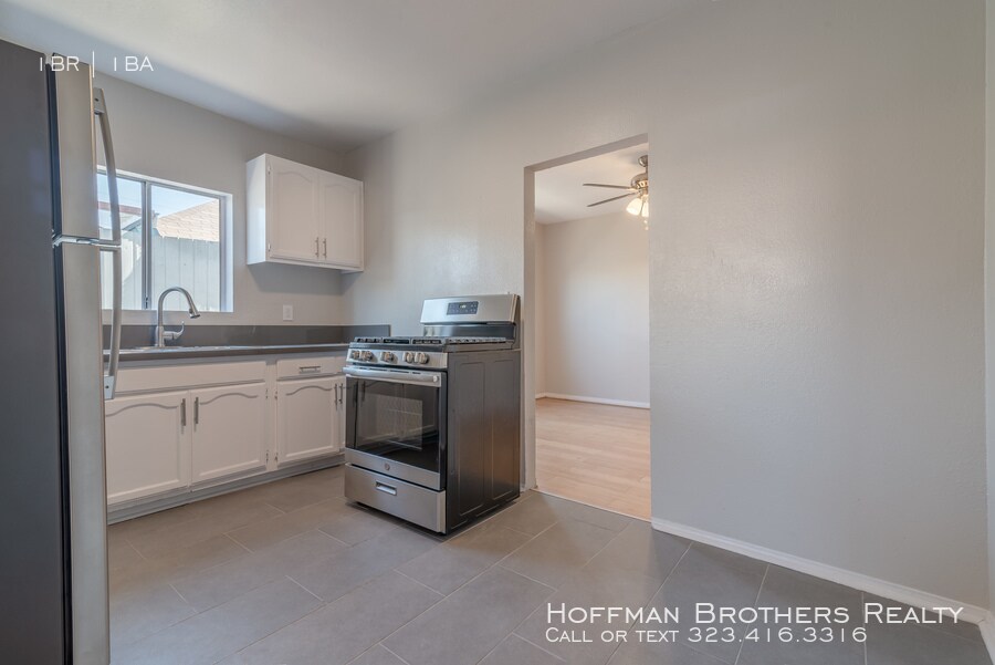 Primary Photo - 227 E 52nd St