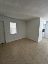 Building Photo - 2435 Van Buren St