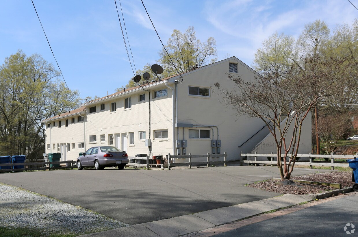 Building Photo - 601-607 Maplewood Ave