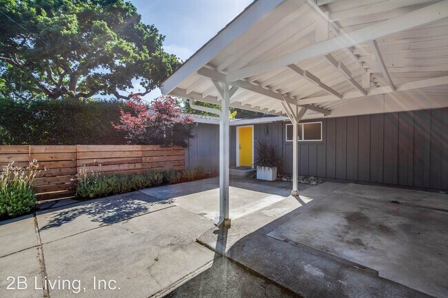 Building Photo - 3 br, 2 bath House - 11 Willow Glen Way