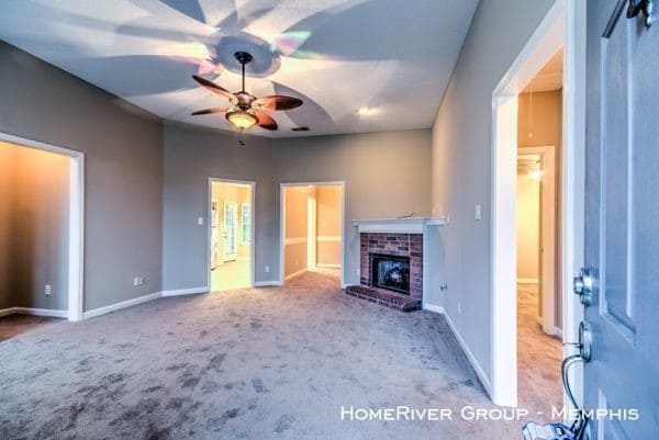 Building Photo - 10151 Woodland Hills Dr