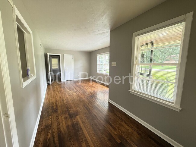 Foto del edificio - 2976 Ruskin Rd