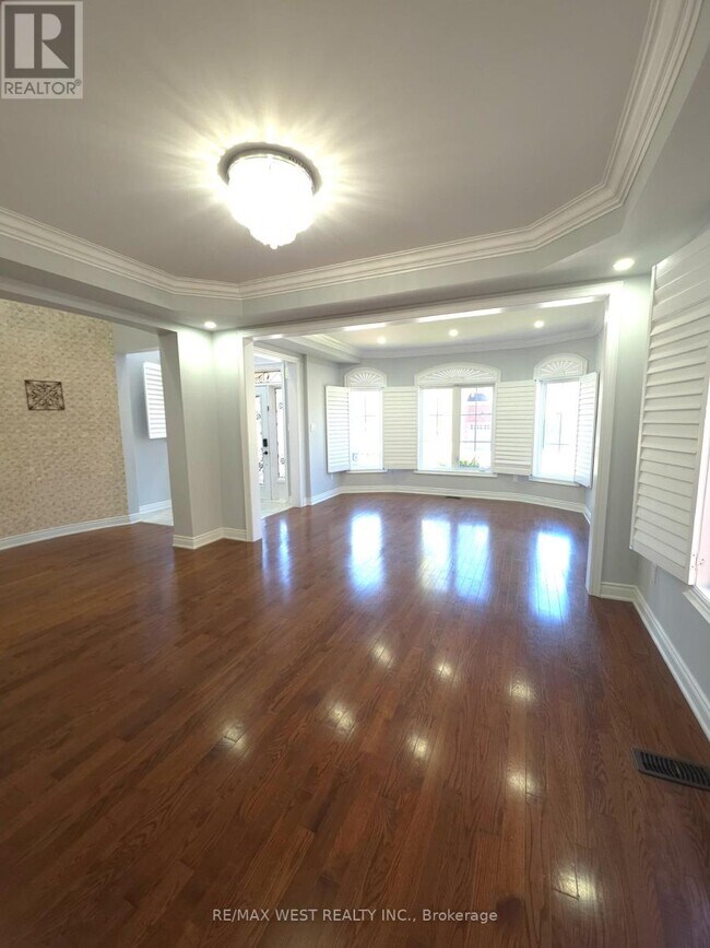 Building Photo - 47 Linacre Dr