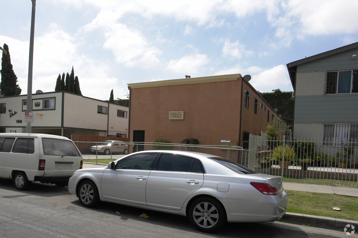 Building Photo - 5822 Gregory Ave