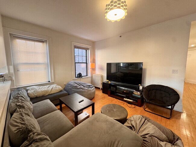 Foto del edificio - 1173 Commonwealth Ave