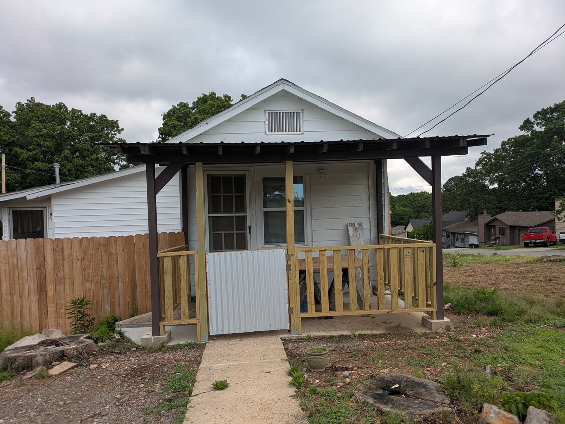 Foto principal - 422 Gamble Rd