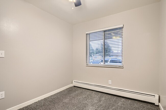 Foto del edificio - 9375 E 17th Ave