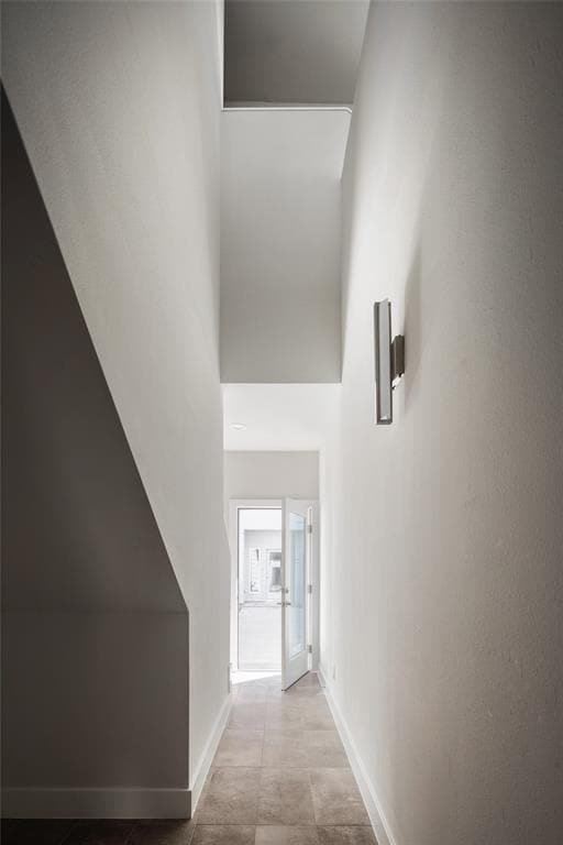 Building Photo - 2140 Dennis St