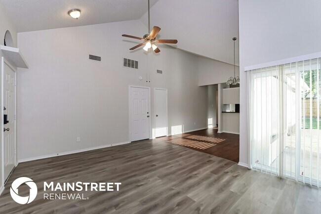 Foto del edificio - 223 Rodeo Dr