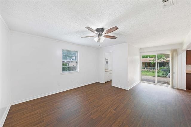 Building Photo - 2717 Wesleyan Dr