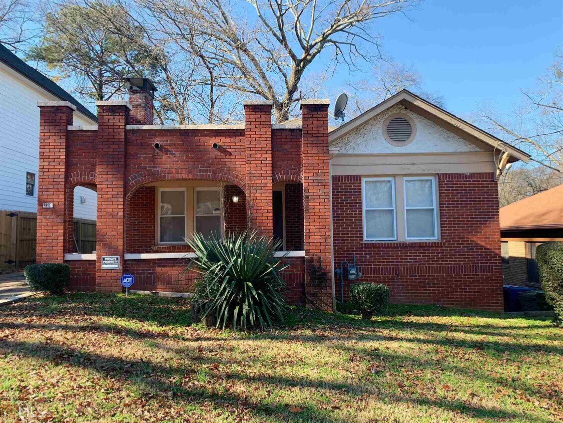 Primary Photo - 379 Altoona Pl SW