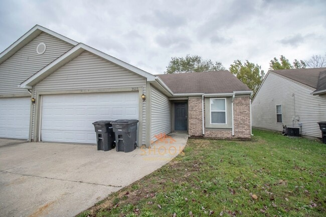 3525/3527 E Thornhill Circle - 3525/3527 E Thornhill Circle Apartment