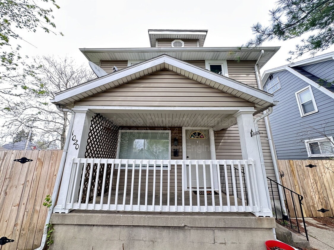 Photo - 1020 Walnut Hill Place