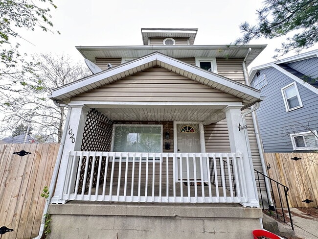 Photo - 1020 Walnut Hill Pl House