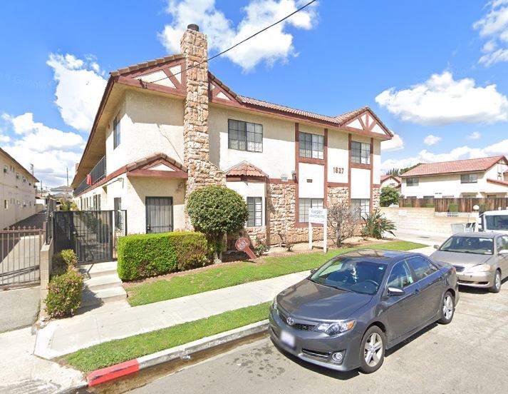 Primary Photo - 1527 Palm Ave