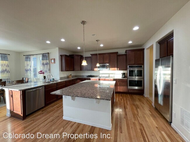 Building Photo - 3 br, 3 bath House - 21313 E Smoky Hill Rd