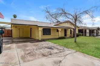 Building Photo - 2211 N 54th Ln