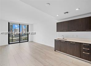Foto del edificio - 45 SE 9th St