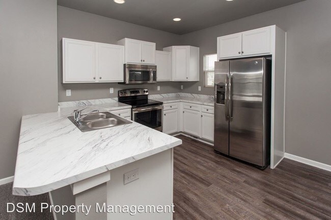Foto del edificio - 3 br, 3.5 bath House - 6829 Jack London Drive