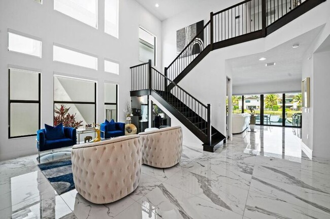 Building Photo - 8599 Tower Bridge Ct