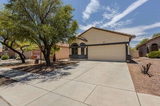 Building Photo - 258 E Camino Limon Verde