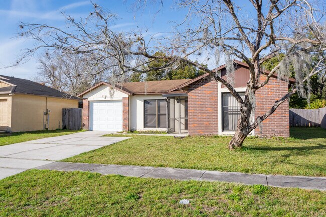 Building Photo - 1524 Thistledown Dr