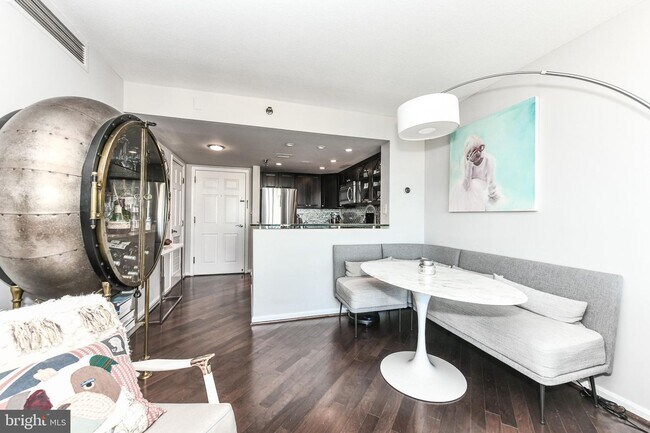 Foto del edificio - 801 Pennsylvania Ave NW