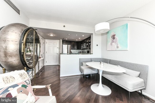 Building Photo - 801 Pennsylvania Ave NW