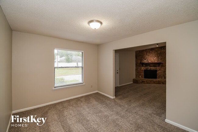 Building Photo - 4375 Morning Dove Dr