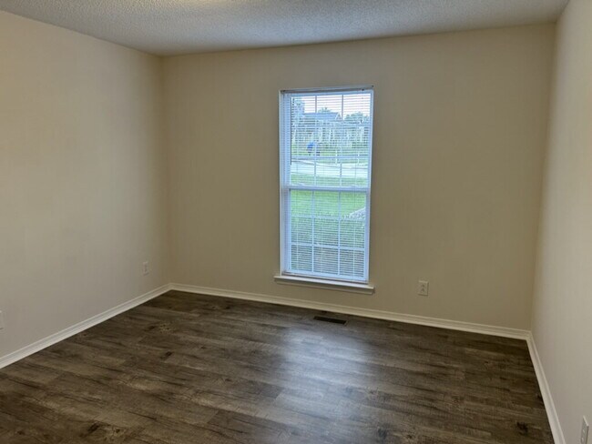 Building Photo - 2 Bed, 2 Bath Apartment for Rent Close to TTU