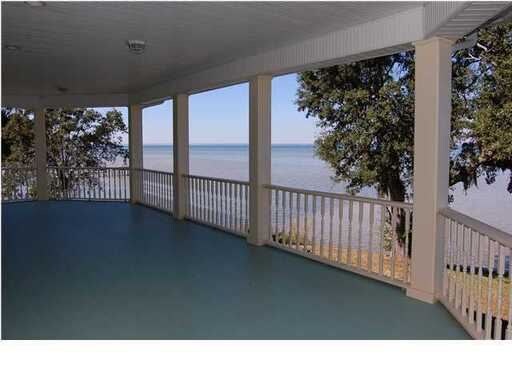 Building Photo - 4940 Hickory Shores Blvd