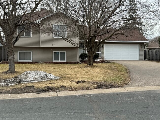 Building Photo - 8349 Sheridan Ave N