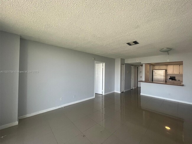 Building Photo - 13499 Biscayne Blvd