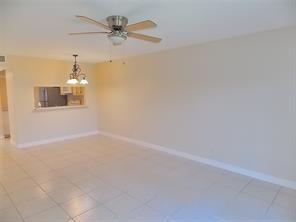 Foto del edificio - 6832 Palmetto Cir S