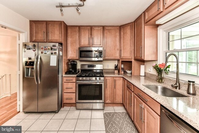 Foto del edificio - 7807 Suffolk Ct