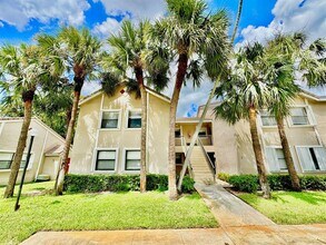 Building Photo - 9657 Riverside Dr