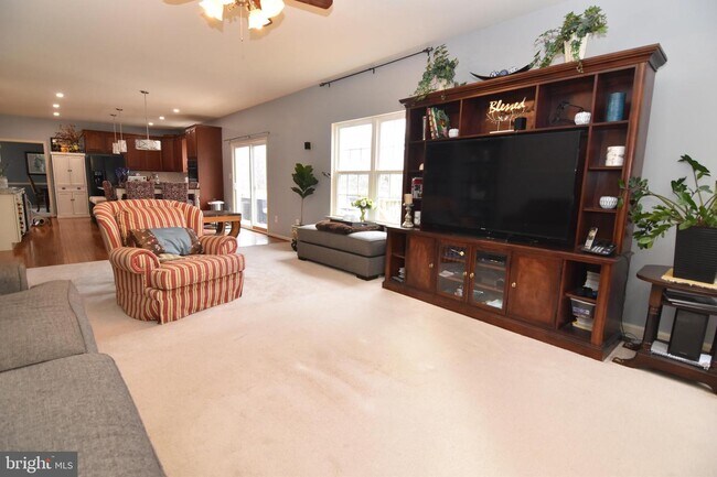 Building Photo - 23368 Pembrook Dr
