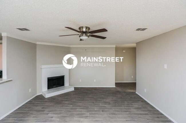 Building Photo - 3 Bedroom Pet-Friendly Home in MESQUITE, TX with Main Street Renewal