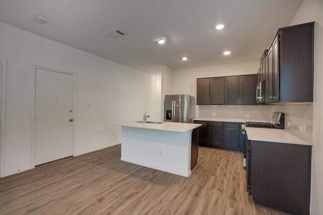 Foto del edificio - 21517 Quick Fox Dr