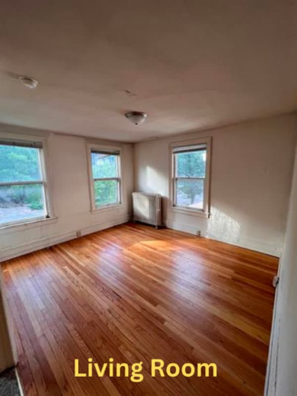 Building Photo - 121 E Gorham St