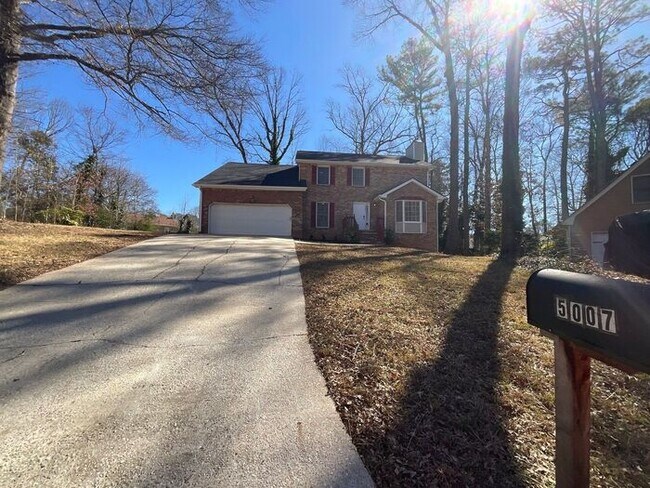 Foto del edificio - 5007 Fieldgreen Crossing