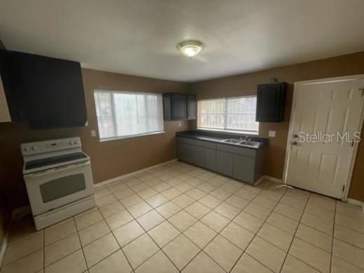 Foto del edificio - 9310 N 12th St