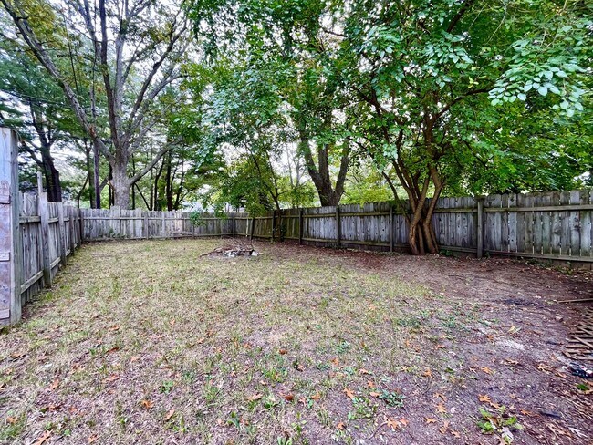 Foto del edificio - Two Bedroom Home in Muskegon