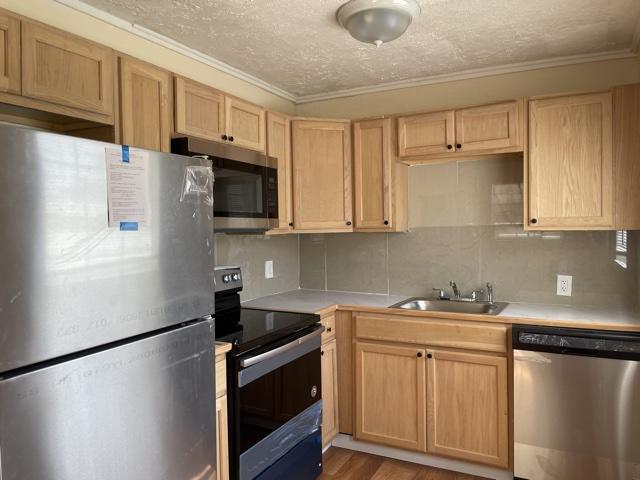Foto del edificio - 1425 W 30th St