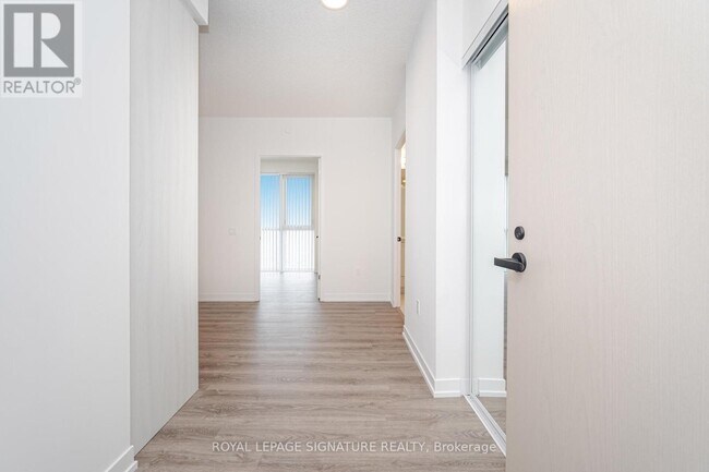 Photo du bâtiment - 195 Commerce St